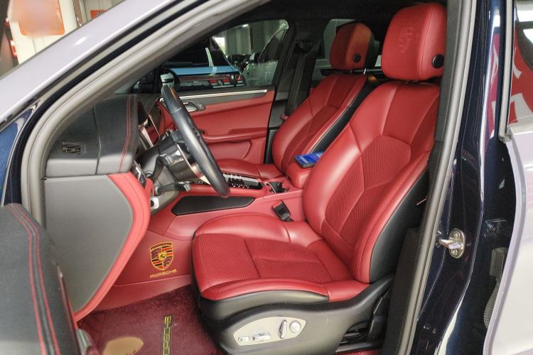 Used Porsche Macan 2021 Macan 2.0T
