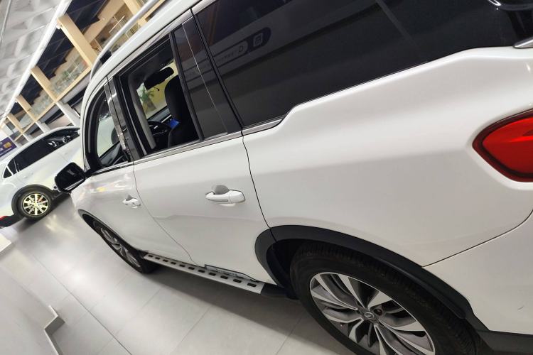 Used GAC Trumpchi GS8 2017 320T Two-Wheel Drive Luxury Smart Connectivity Version (7 Seats)
