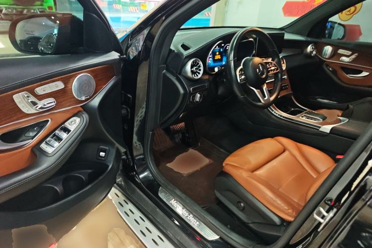 Used Mercedes-Benz GLC 2020 GLC 300 L 4MATIC Luxury Model Driver Seat