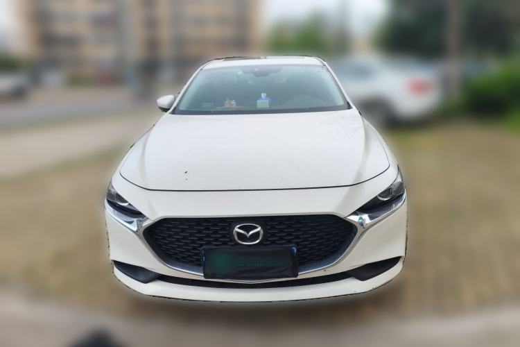 Used Mazda 3 Axela 2020 1.5L Automatic Luxury Version