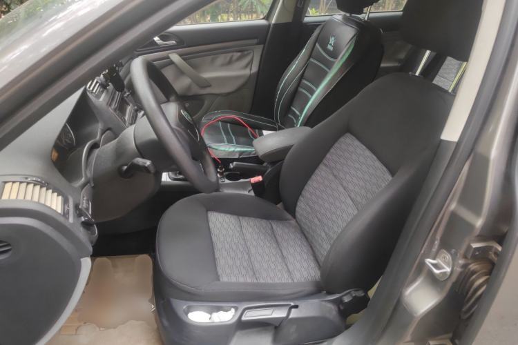 Used Skoda Octavia 2010 1.6L Manual Eado Edition Left Front Seat