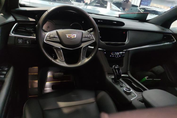 Used Cadillac XT5 2022 2.0T Two-Wheel Drive Luxury Version