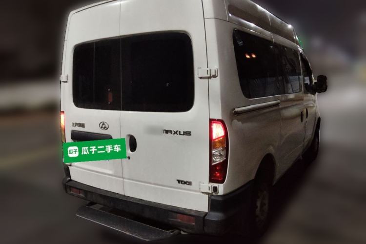 Used SAIC MAXUS Xintu V80 2014 2.5T Aotuntong Short Wheelbase Mid-Roof Model