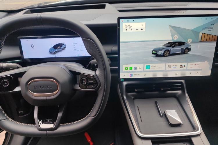 Used Lynk & Co 07 2024 EM-P 126 Long-Range Ultra
