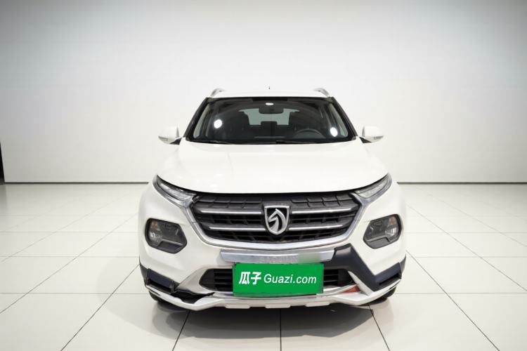 Used Baojun 510 2017 1.5L Automatic Fashion Model Exterior 1