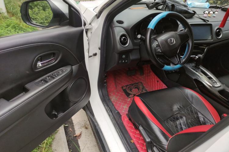 Used Honda XR-V 2020 220TURBO CVT Luxury Edition Driver Seat