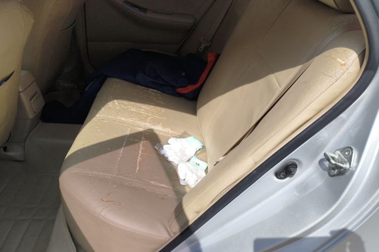 Used Toyota Corolla EX 2011 1.6L Manual Classic Edition
