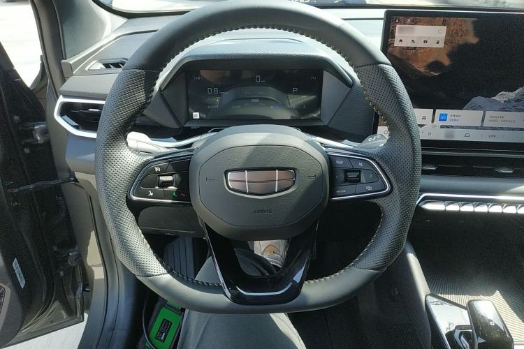 Used Geely Auto Coolray 2025 Bin Yue L 1.5TD DCT Star Diamond
