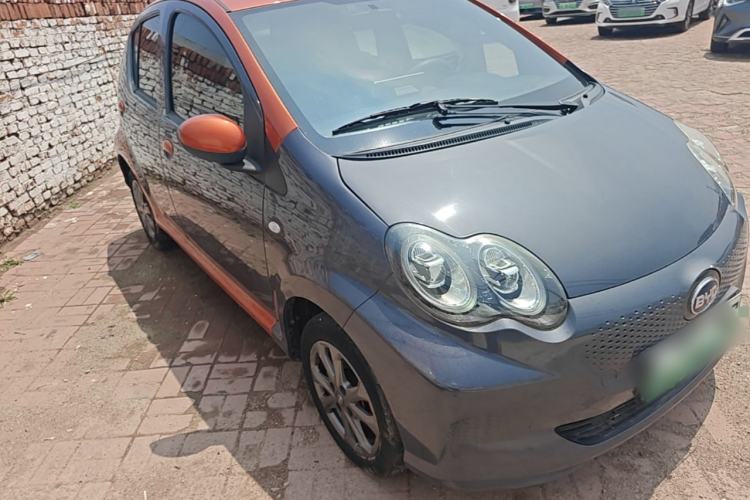 Used BYD e1 2019 YAO Edition Front Right 45 Deg