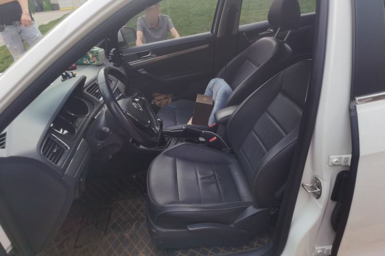 Used Volkswagen Lavida 2015 1.6L Manual Comfort Edition