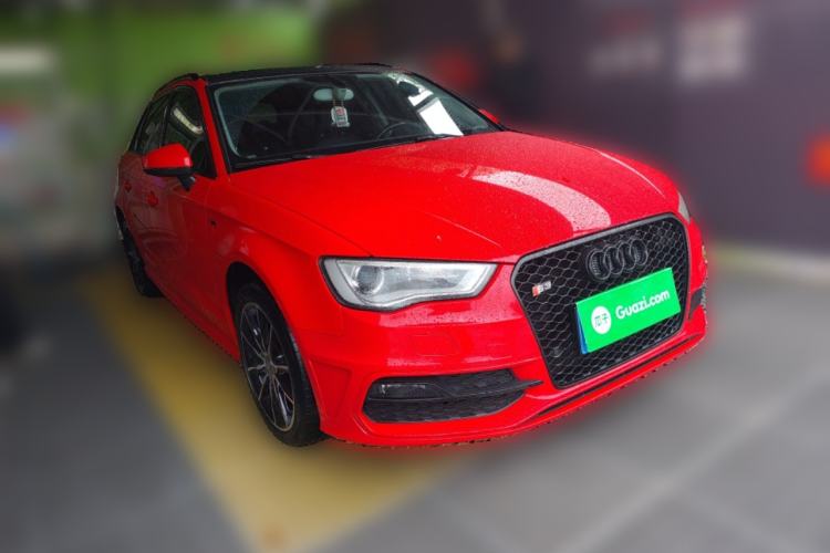 Used Audi A3 2014 Sportback 40 TFSI S line Comfort Model Front Right 45 Deg