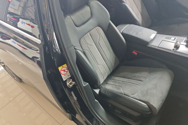 Used Audi A6L 2022 40 TFSI Luxury Dynamic Model
