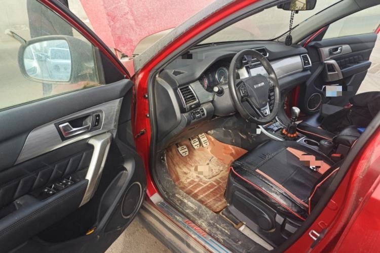 Used Haval H2 2016 Red-Label 1.5T Manual Two-Wheel Drive Luxury Model