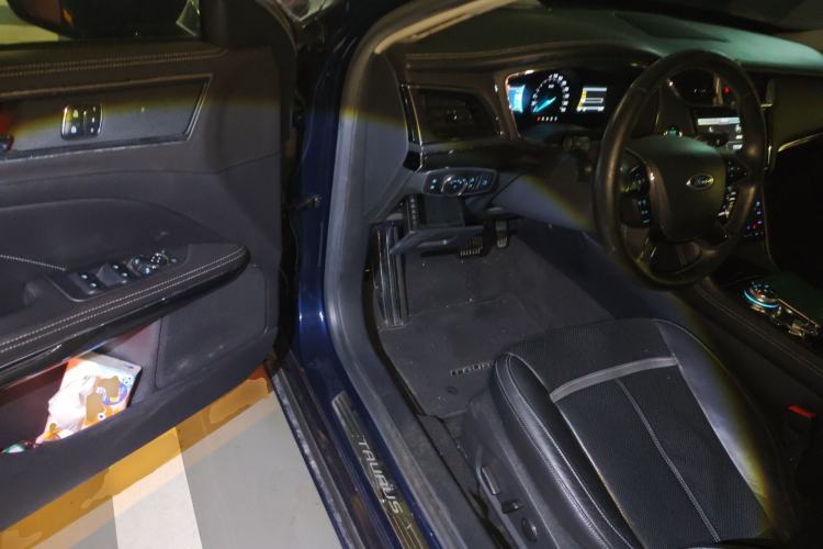 Used Ford Taurus 2015 EcoBoost 245 Luxury Model