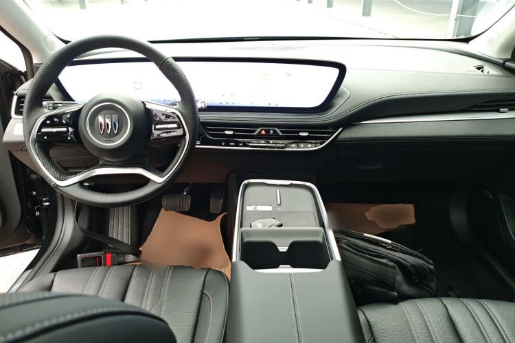 Used Buick LaCrosse 2025 Platinum Avia Edition
