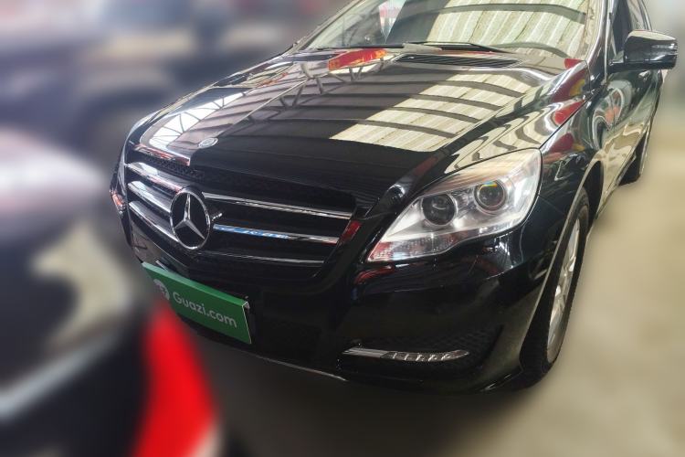 Used Mercedes-Benz R-Class 2017 R 320 4MATIC Business Edition Prestige Model Front