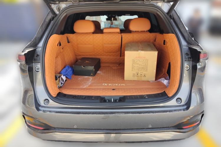 Used CHANGAN CS75 PLUS 2025 4th Generation 1.5T New Blue Whale Smart Flagship Version
