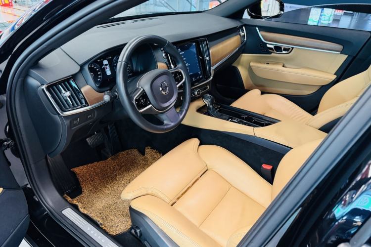 Used Volvo S90 2016 T6 AWD Zhiya Edition
