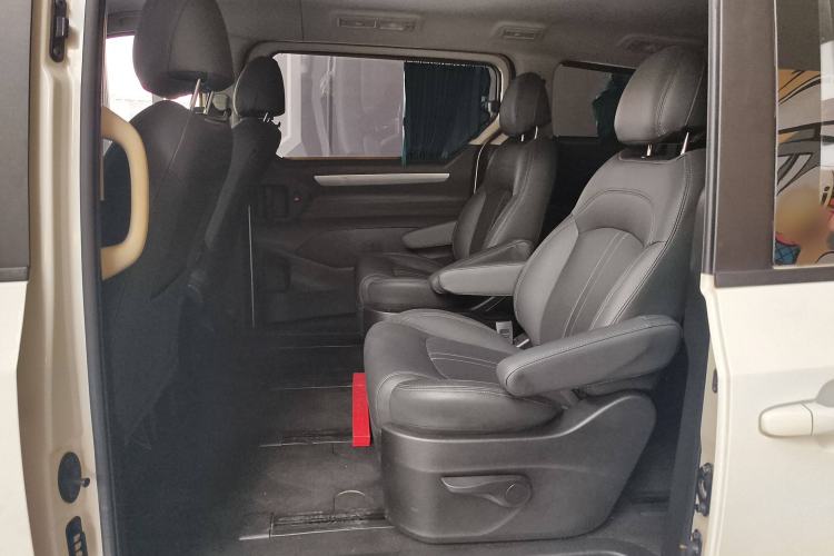 Used SAIC MAXUS G10 2022 2.0T Automatic Elite Edition Gasoline 7-Seater