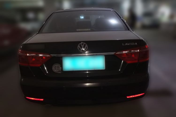 Used Volkswagen Lavida 2013 Revised Classic 1.6L Manual Fashion Edition
