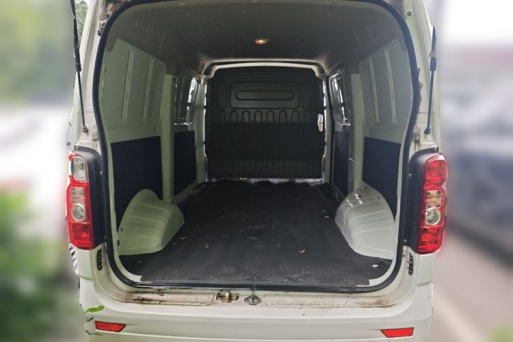 Used CHANGAN KAICHENG Ruixing EM60 2021 Pure Electric Van Transporter 60kW Trunk