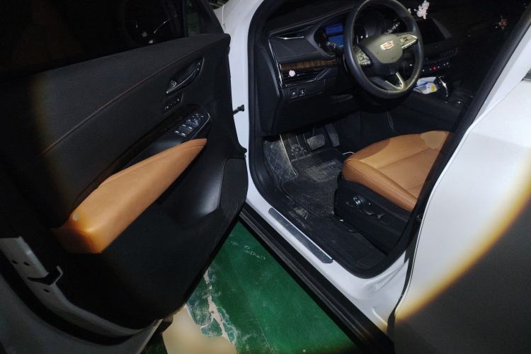 Used Cadillac XT4 2022 28T Two-Wheel Drive Prestige Version