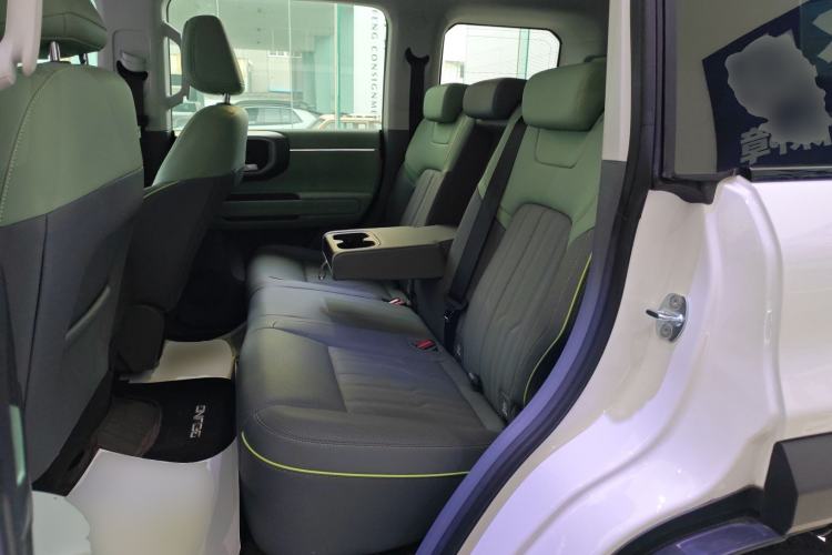 Used BAIC Off-Road BJ40 Electric Drive 2025 Standard Edition Left Rear Seat