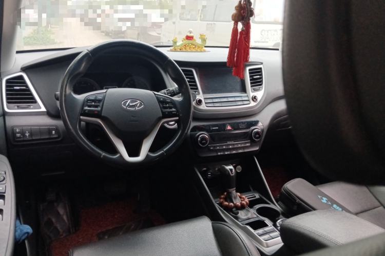 Used Hyundai Tucson 2015 1.6T Dual-Clutch Two-Wheel-Drive Smart Model
