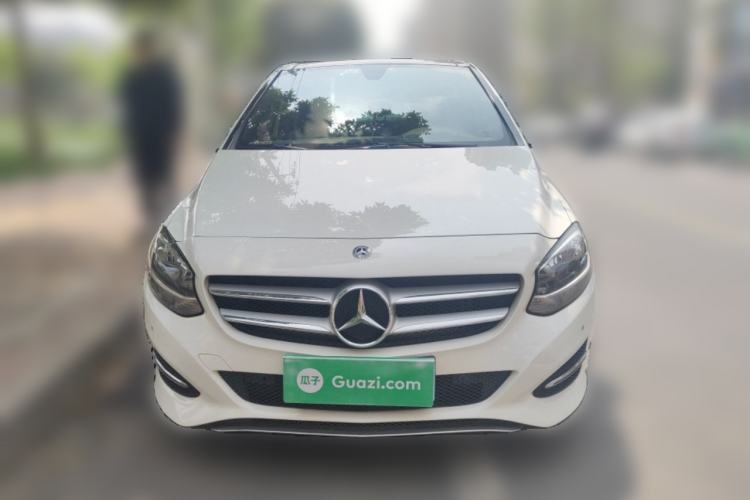 Used Mercedes-Benz B-Class 2017 B 200 Sport Edition Front