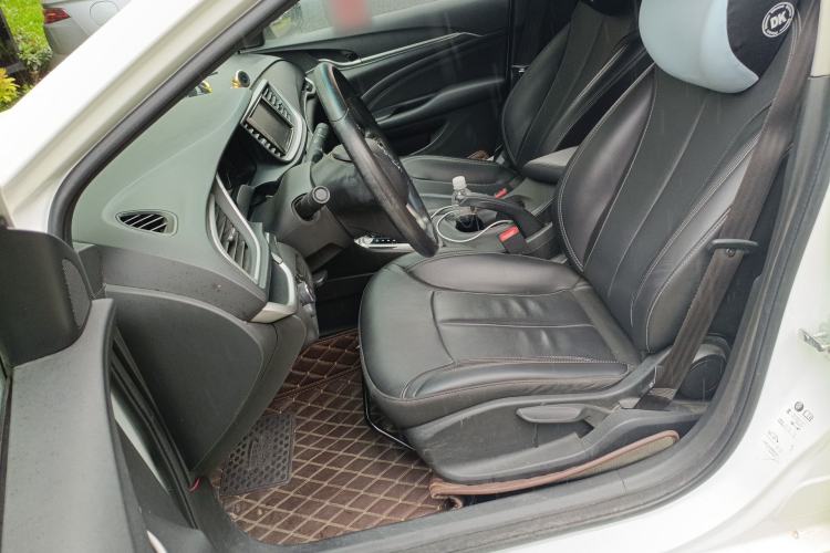 Used Buick GT 2017 15N Automatic Deluxe Edition Left Front Seat