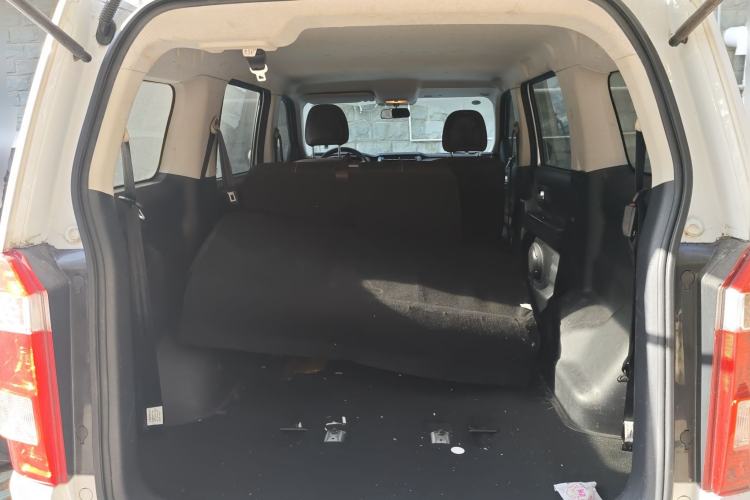 Used CHANGAN OSHAN X70A 2019 1.5L Manual Basic Version China VI Standard