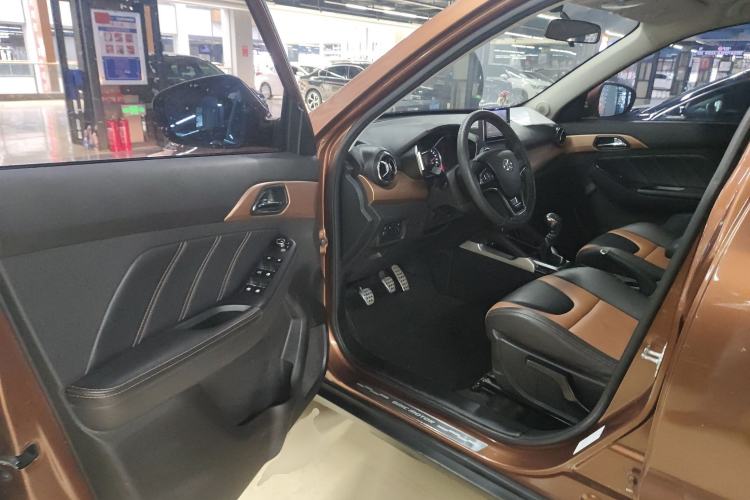 Used BAIC Senova X35 2016 1.5L Manual Elite Edition
