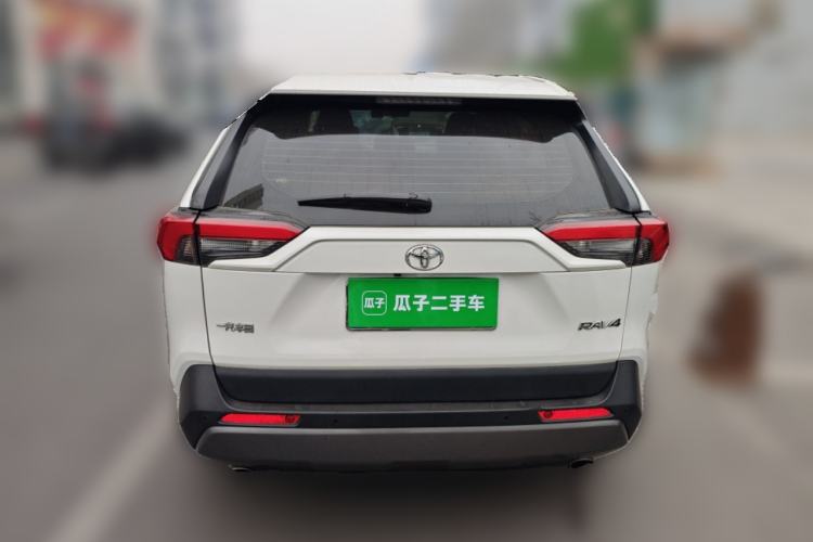 Used Toyota RAV4 2020 2.0L CVT Two-Wheel Drive Fashion Edition Rear