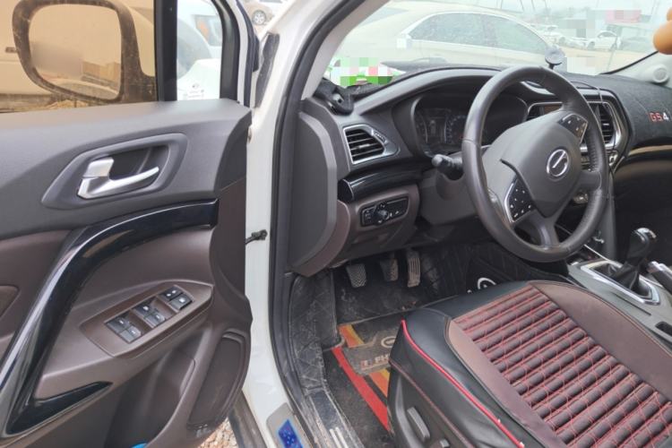 Used GAC Trumpchi GS4 2017 235T Manual Two-Wheel Drive Luxury Edition Driver Seat