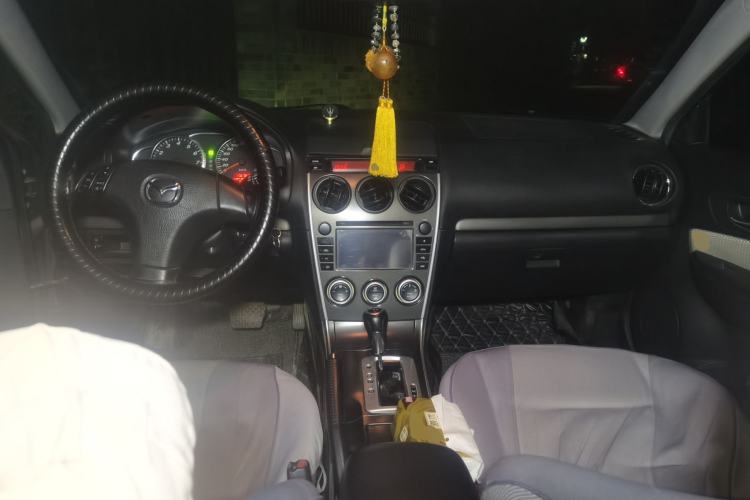 Used Mazda 6 2013 2.0L Automatic Fashion Edition Center Console