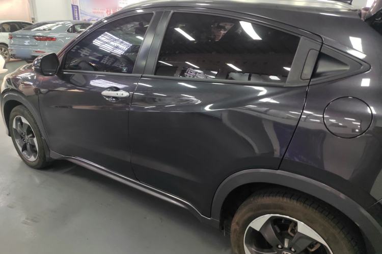 Used Honda Vezel 2015 1.8L CVT Four-Wheel Drive Flagship Model