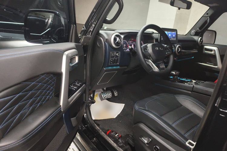 Used BAIC Off-Road BJ40 2024 2.0T Urban Hunter Honor Edition