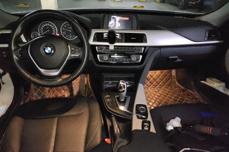 Used BMW 3 Series GT 2017 320i Sport Edition