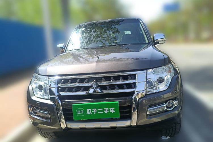 Used Mitsubishi Pajero 