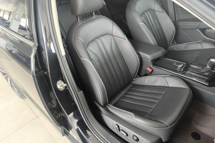 Used Volkswagen Passat 2022 330TSI Starry Elite Edition Custom Version
