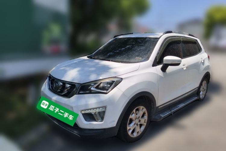 Used CHANGAN CS15 2016 1.5L Manual Fashion Edition Guazi used car, China used car export, Used car for sale, Used CHANGAN cars, Cheapest cars for sale