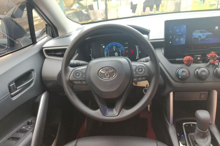 Used Toyota Corolla Cross 2024 2.0L Pioneer Edition
