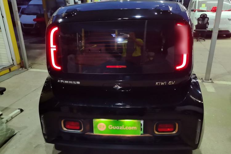 Used Baojun KiWi EV 2021 Artist Model Lithium Iron Phosphate