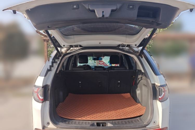 Used Land Rover Discovery Sport 2016 2.0T S Trunk