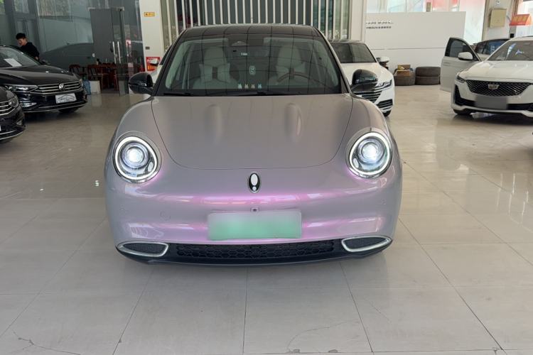 Used ORA Good Cat 2023 401 km Standard Range Luxury Version Lithium Iron Phosphate Exterior 1