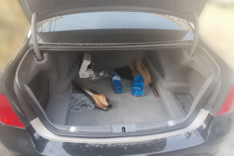 Used BMW 7 Series 2011 730Li Elegant Model Trunk