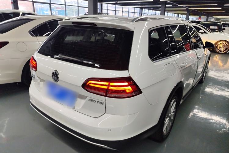 Used Volkswagen Golf 2019 1.8TSI Travel Edition