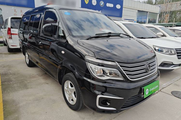 Used FORTHING Lingzhi 2022 M5L 1.6L Utility Model 7 Seats
