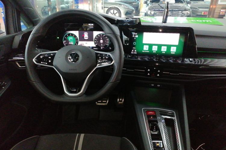 Used Volkswagen Golf 2023 Facelift 280TSI DSG R-Line Lite