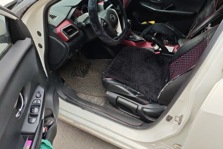 Used Nissan Lannia 2016 1.6L CVT Cool Edition
